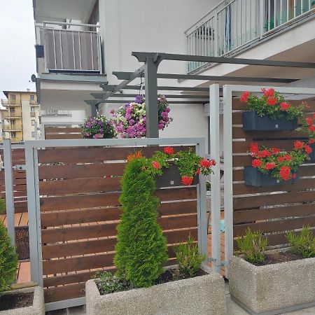 Swinoujscie Platan Patio 6 - Berry Apartments Exterior foto